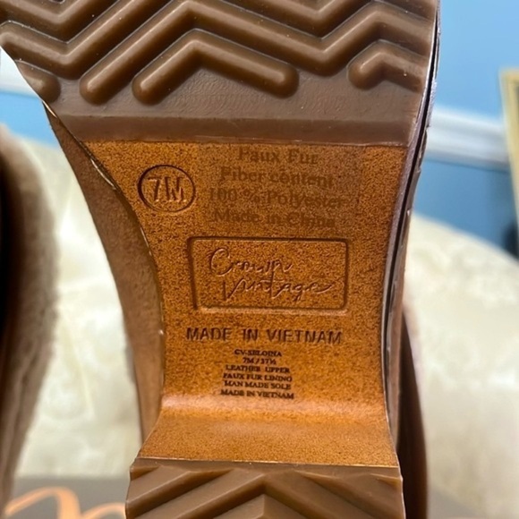 Brand New Crown Vintage Genuine Suede Seloina Ankle Booties w/ Faux Fur Cuff - Picture 14 of 16